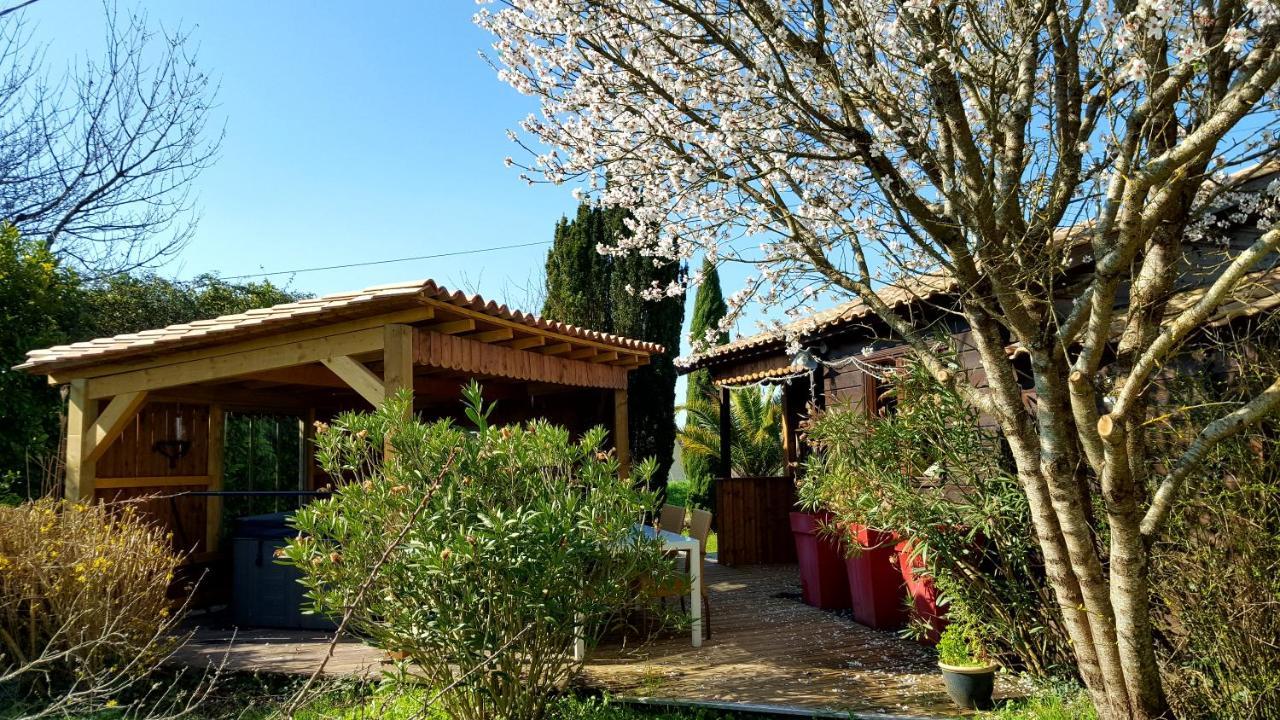 Bed and Breakfast Le Bassin Du Tertre Fronsac  Zewnętrze zdjęcie